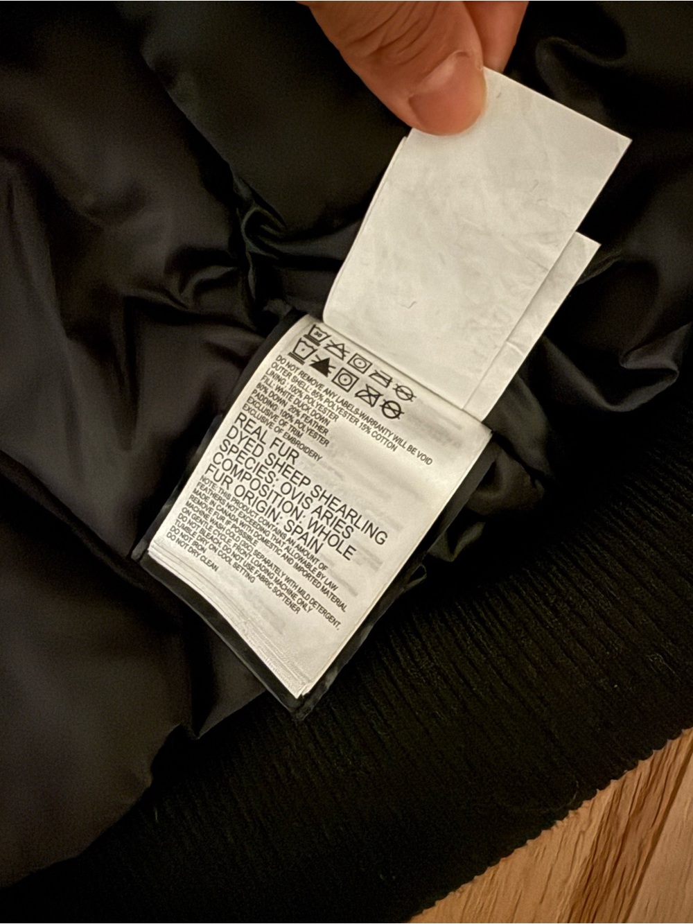 Like new Canada Goose Bomber Jacket with Sherpa Collar - Picture 10 of 15